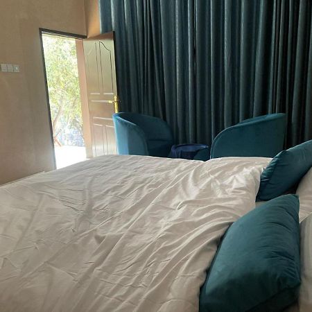 Rose Guesthouse Al 'Aqar Ngoại thất bức ảnh